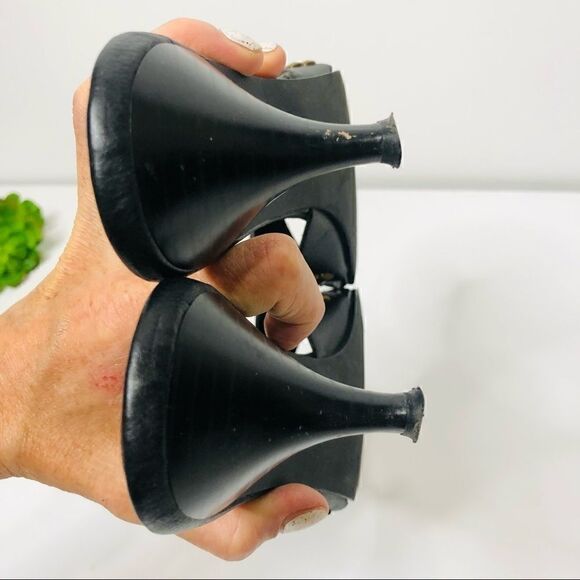 Amanda Smith Black Gold Aztec Beaded Sandals Heels - Picture 5 of 8